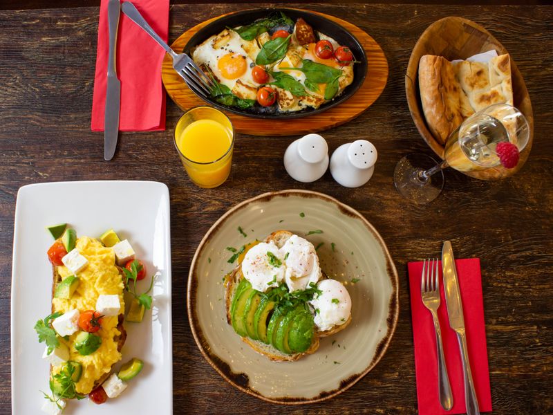 Scrambled Eggs with Avocado Toast