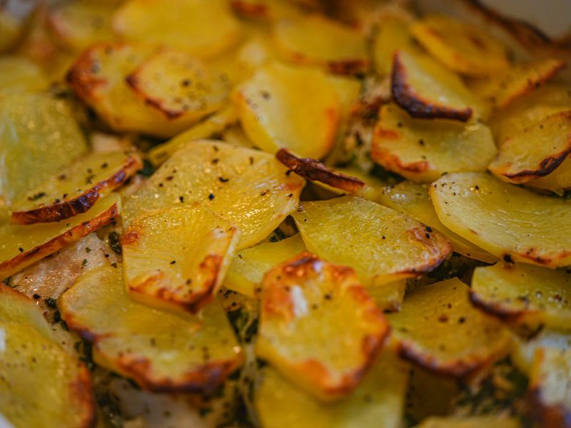 Baked Cod with Herb Crust
