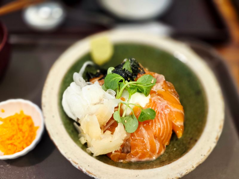Teriyaki Salmon with Rice (Lunch)