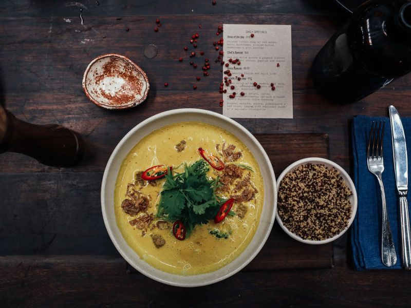 Quinoa Breakfast Bowl