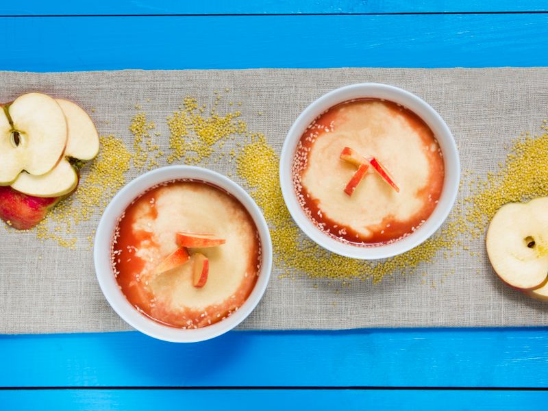 Sweet Millet Porridge with Apple